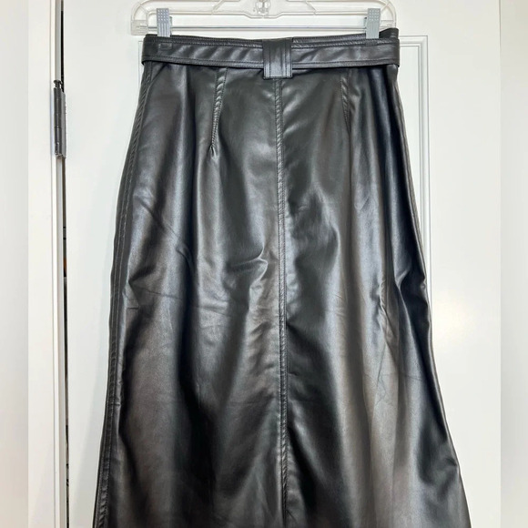 Anthropologie Black Pencil Skirt - Picture 3 of 3